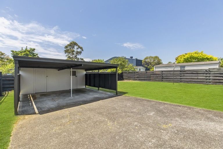 Photo of property in 2/25 Pinedale Place, Henderson, Auckland, 0610