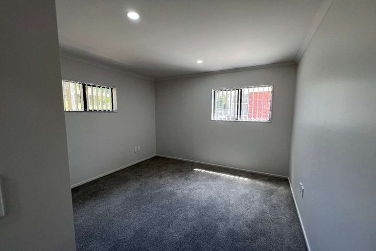 Photo of property in 5d Cosy Place, Howick, Auckland, 2014