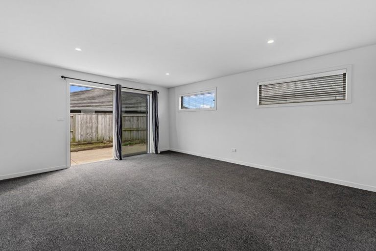 Photo of property in 2 Cupples Street, Papamoa Beach, Papamoa, 3118