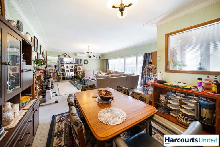 Photo of property in 35 Kolmar Road, Papatoetoe, Auckland, 2025