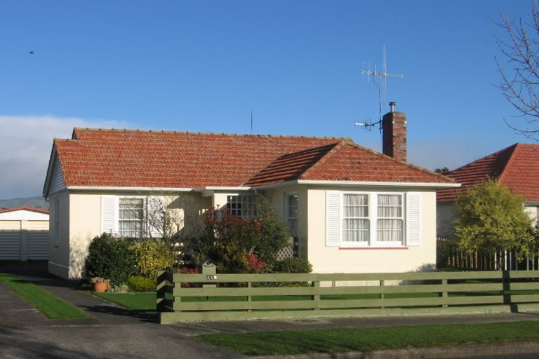 Photo of property in 112 Savage Crescent, West End, Palmerston North, 4412