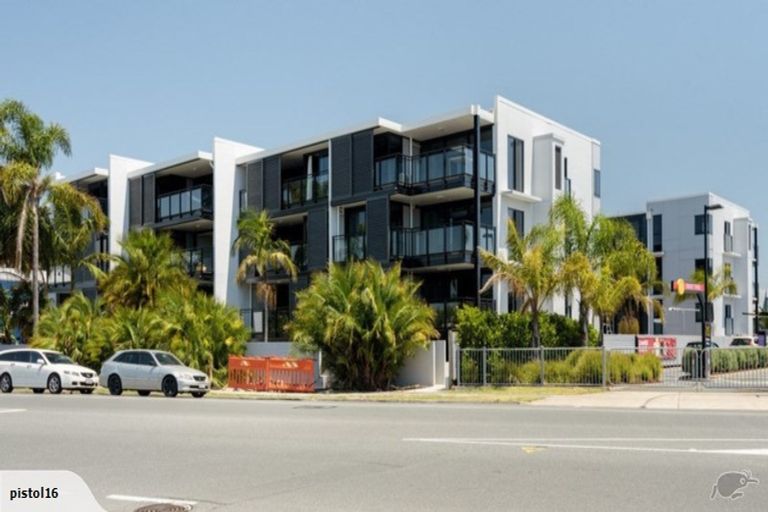 Photo of property in 2-06/424 Maunganui Road, Mount Maunganui, 3116