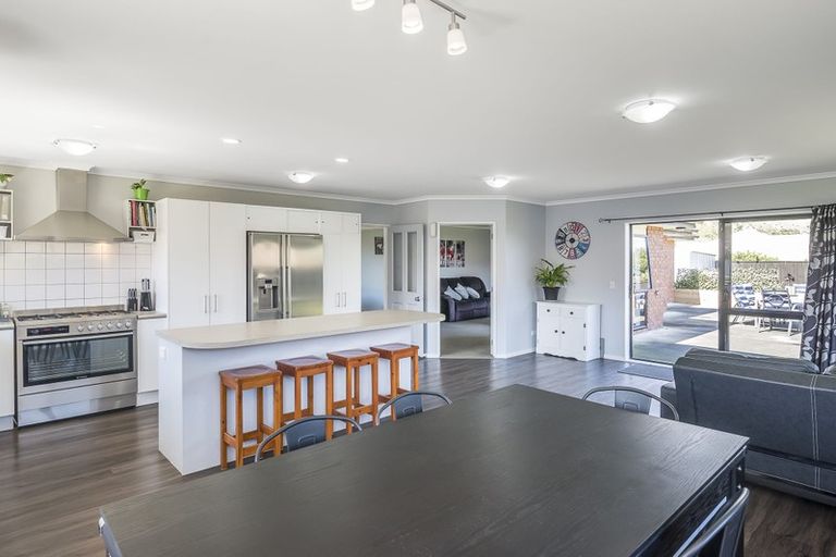 Photo of property in 7 Fytfield Place, Paraparaumu, 5032