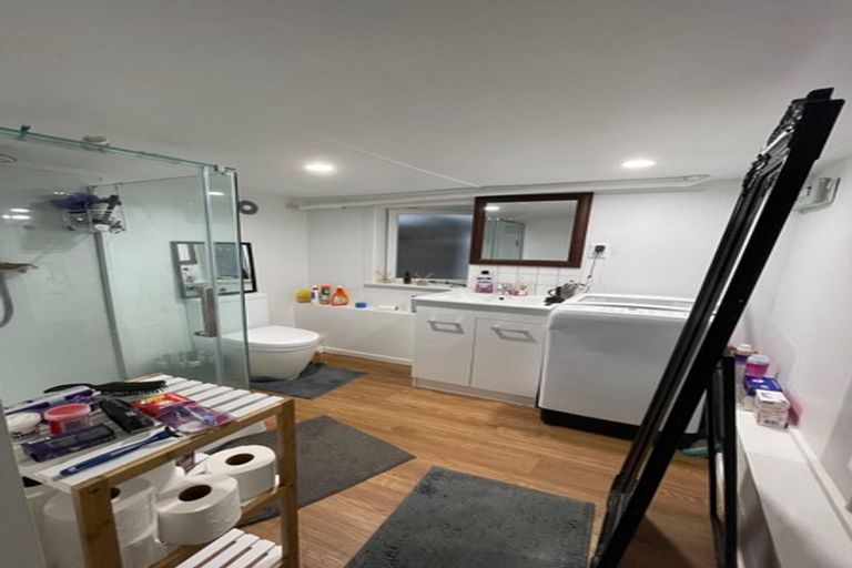 Photo of property in 209a Sturges Road, Henderson, Auckland, 0612