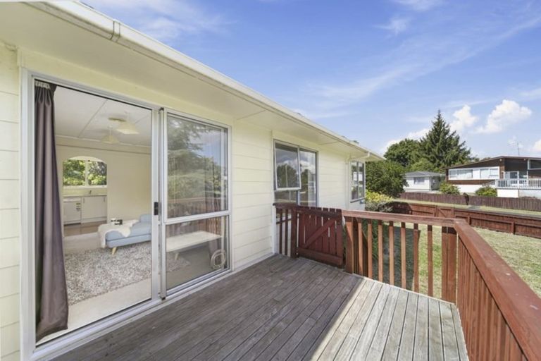 Photo of property in 4 Robert Allan Way, Pakuranga Heights, Auckland, 2010