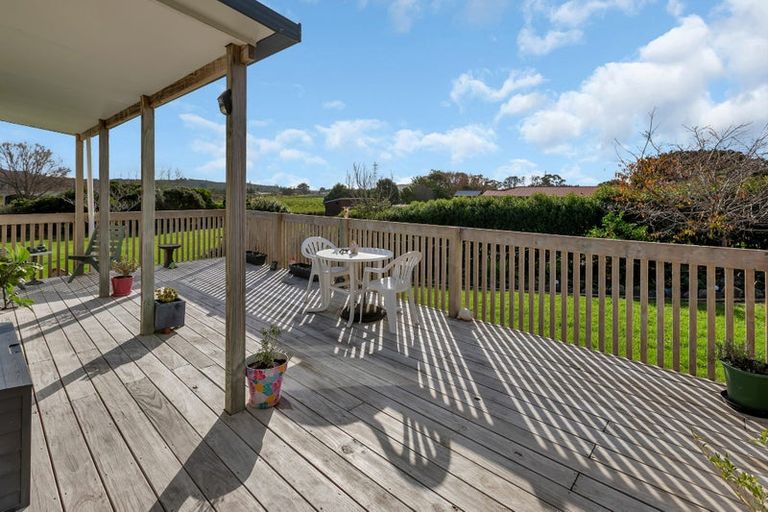 Photo of property in 19 Marsden Point Road, Ruakaka, 0116