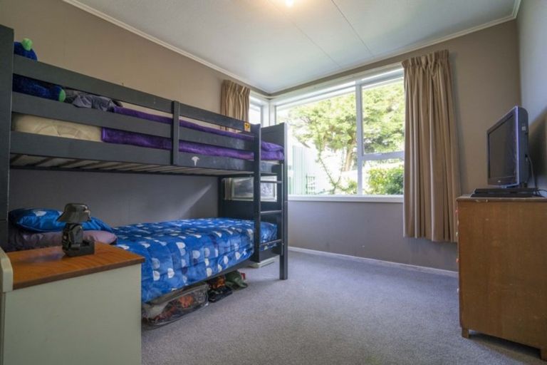 Photo of property in 65 Awarua Siding Road, Awarua, Invercargill, 9877