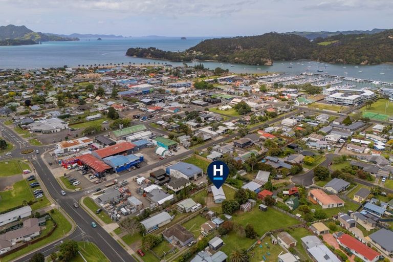 Photo of property in 59 Cook Drive, Whitianga, 3510