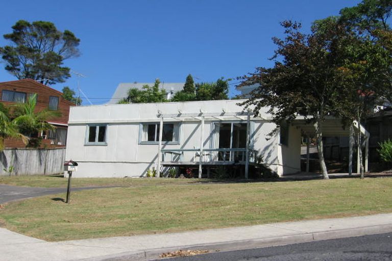 Photo of property in 1/22 Manuwai Road, Torbay, Auckland, 0630