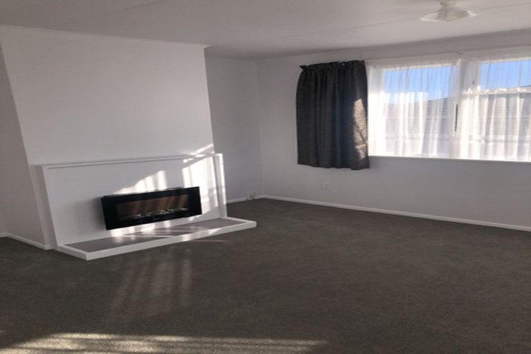 Photo of property in 54 Owhiti Street, Titahi Bay, Porirua, 5022