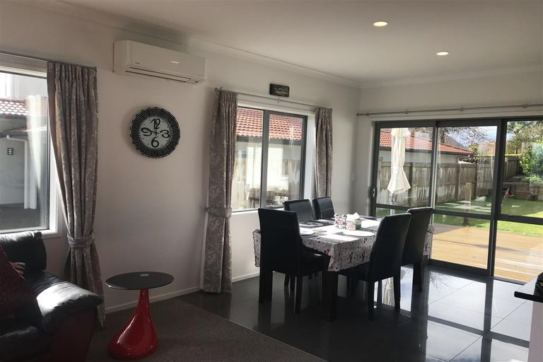 Photo of property in 34 Broadwater Close, Pyes Pa, Tauranga, 3112