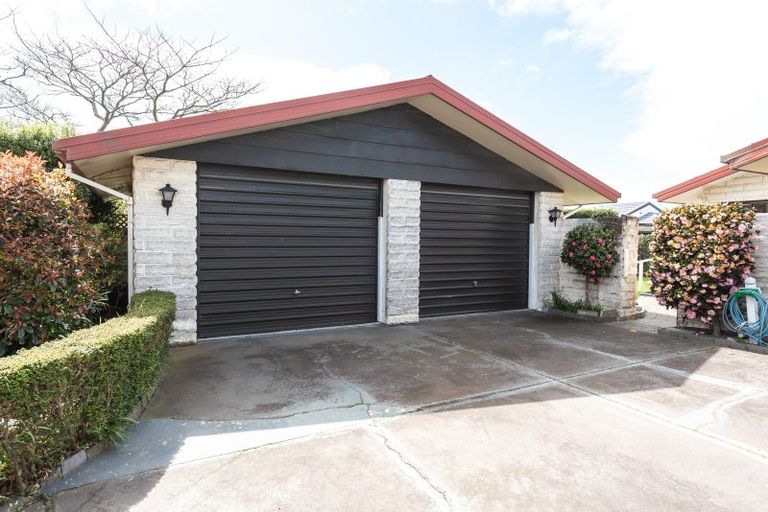 Photo of property in 3 Jacaranda Place, Parklands, Christchurch, 8083