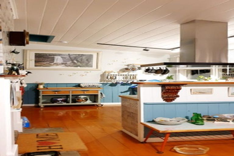 Photo of property in 14 Maning Street, Kohukohu, 0491