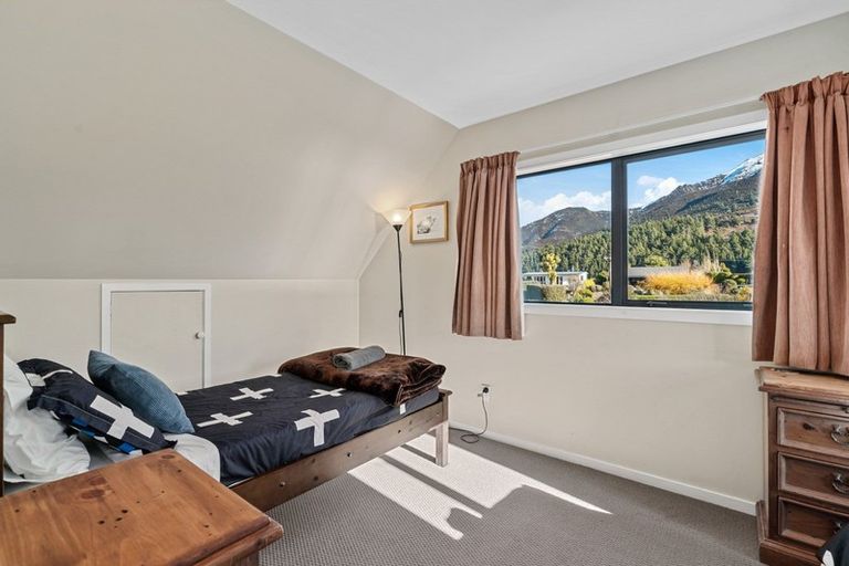 Photo of property in 4 Parry Crescent, Lake Hawea, Wanaka, 9382