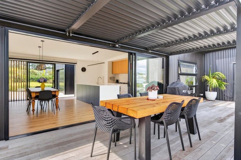 Photo of property in 131 Estuary Drive, Mangawhai Heads, Mangawhai, 0505