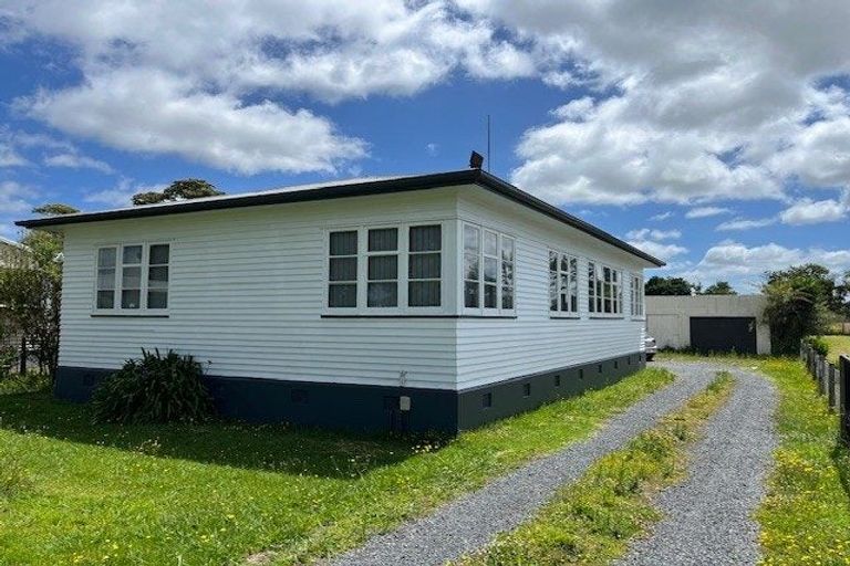 Photo of property in 86 Great South Road, Huntly, 3700