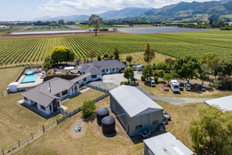 Photo of property in 38 Clover Road West, Hope, Brightwater, 7091