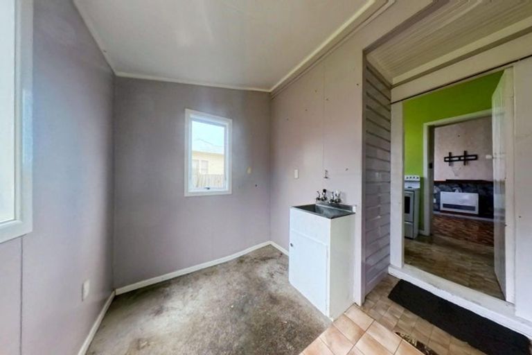 Photo of property in 47 Tawa Street, Gonville, Whanganui, 4501