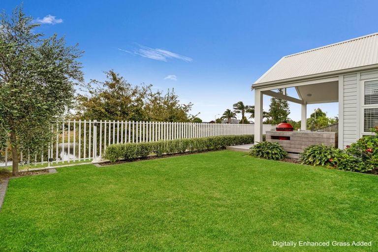 Photo of property in 72c The Boulevard, Papamoa Beach, Papamoa, 3118