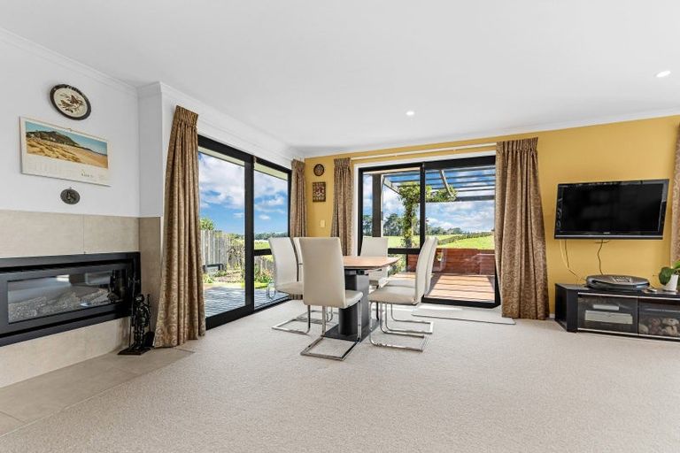 Photo of property in 6c Goble Road, Clarks Beach, Pukekohe, 2679