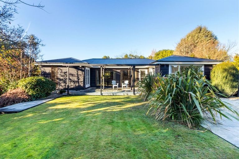 Photo of property in 9 Joyce Crescent, Ilam, Christchurch, 8041