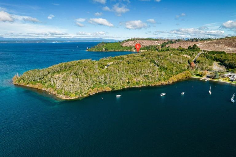 Photo of property in 66 Parawera Drive, Acacia Bay, Taupo, 3330