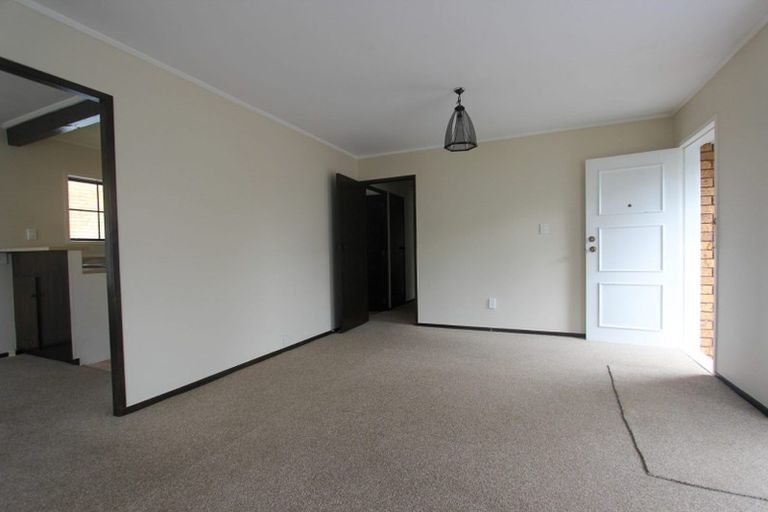 Photo of property in 1/150a Prince Regent Drive, Half Moon Bay, Auckland, 2012