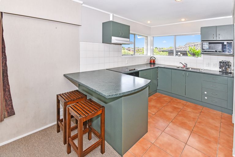 Photo of property in 1/15 Imogene Way, Half Moon Bay, Auckland, 2012