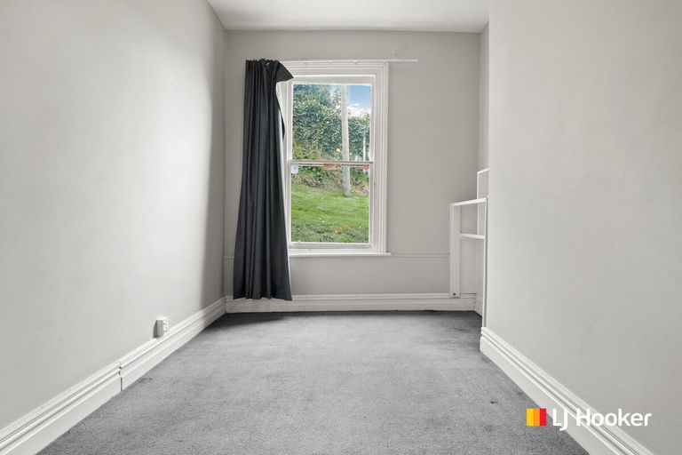 Photo of property in 76 South Road, The Glen, Dunedin, 9011