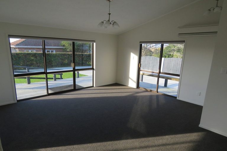 Photo of property in 21b Ambler Avenue, Glen Eden, Auckland, 0602