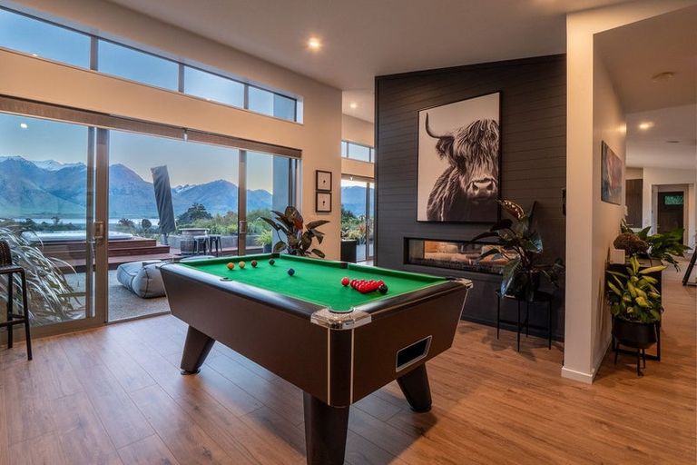 Photo of property in 13 Fantail Lane, Mount Creighton, Queenstown, 9371