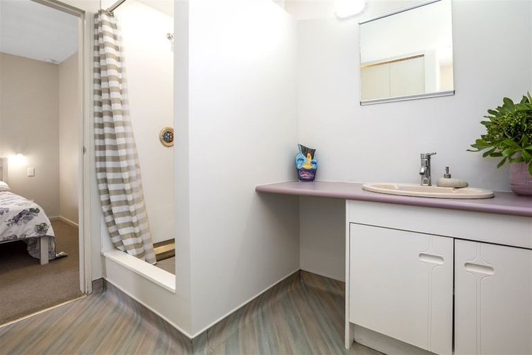 Photo of property in 21 Rossport Street, Johnsonville, Wellington, 6037