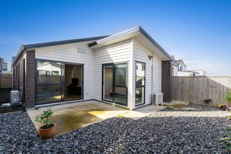 Photo of property in 5 Taiaha Street, Papakura, 2110