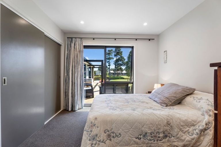 Photo of property in 105 Rangiora Crescent, Matarangi, Whitianga, 3592