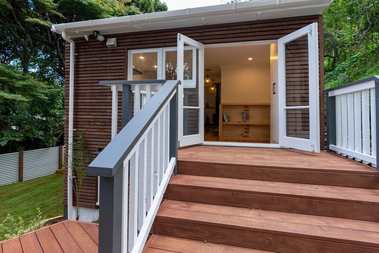 Photo of property in 23 Kainui Road, Raumati South, Paraparaumu, 5032