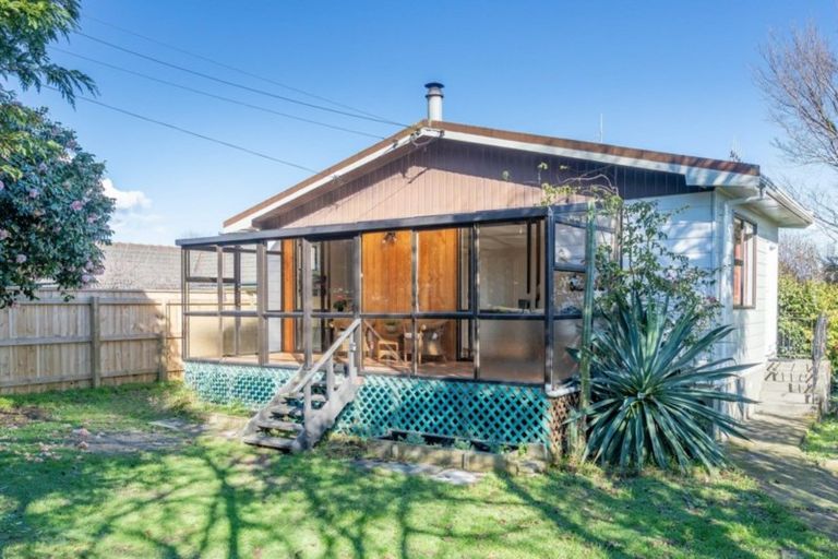 Photo of property in 17 Tui Road, Raumati Beach, Paraparaumu, 5032