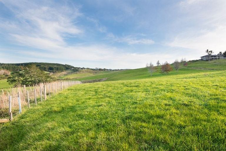 Photo of property in 141 Valley Road, Waitoki, Kaukapakapa, 0871