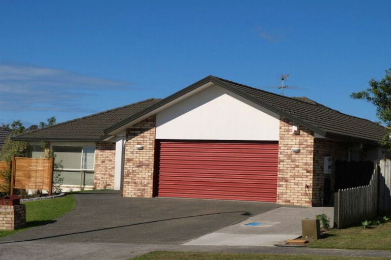 Photo of property in 36 Tarnica Road, Northpark, Auckland, 2013