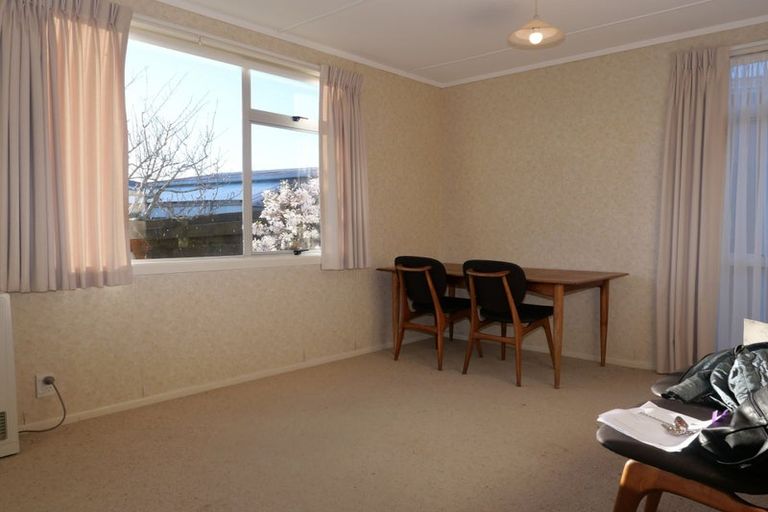 Photo of property in 115 Gloaming Hill, Titahi Bay, Porirua, 5022