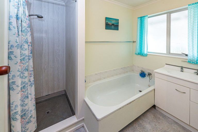 Photo of property in 69 Exeter Crescent, Springvale, Whanganui, 4501