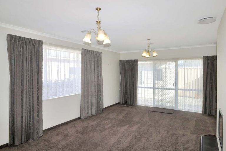 Photo of property in 33 Whitley Avenue, Ebdentown, Upper Hutt, 5018