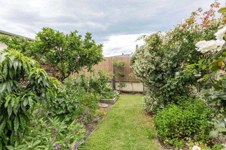 Photo of property in 17 Puketapu Road, Taradale, Napier, 4112