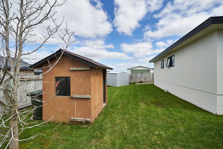 Photo of property in 87 Parnell Heights, Kelvin Grove, Palmerston North, 4414