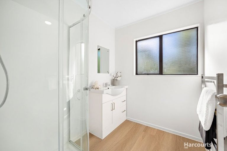 Photo of property in 91 Simpson Road, Ranui, Auckland, 0612