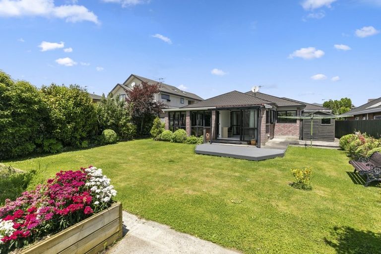 Photo of property in 22 De Menech Grove, Avalon, Lower Hutt, 5011