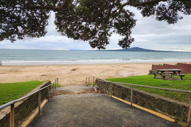 Photo of property in 1/23 Sanders Avenue, Takapuna, Auckland, 0622