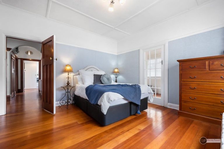 Photo of property in 17 Collingwood Street, Waterloo, Lower Hutt, 5011