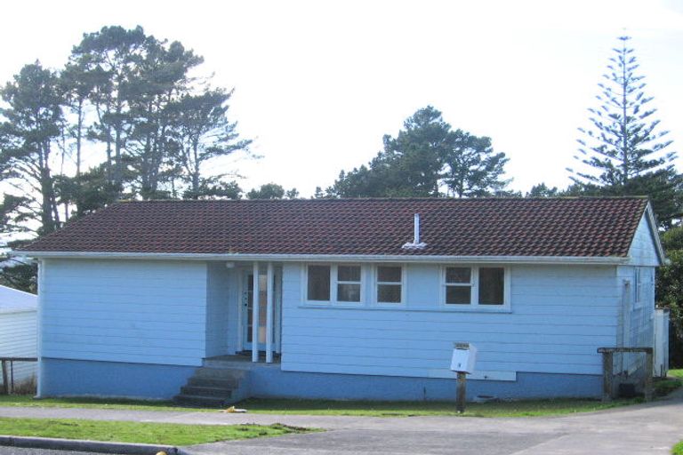 Photo of property in 1 Cobham Avenue, Dargaville, 0310