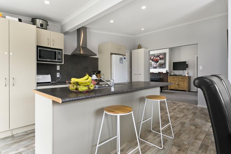 Photo of property in 206 Studholme Street, Morrinsville, 3300