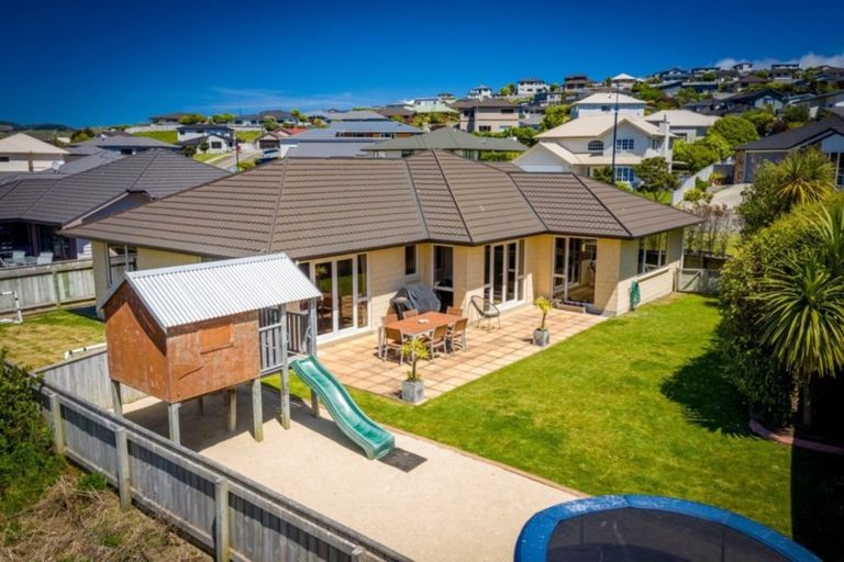 Photo of property in 12 Tararua Close, Aotea, Porirua, 5024